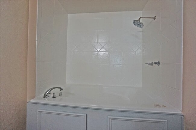 Building Photo - 1922 Westlake Way