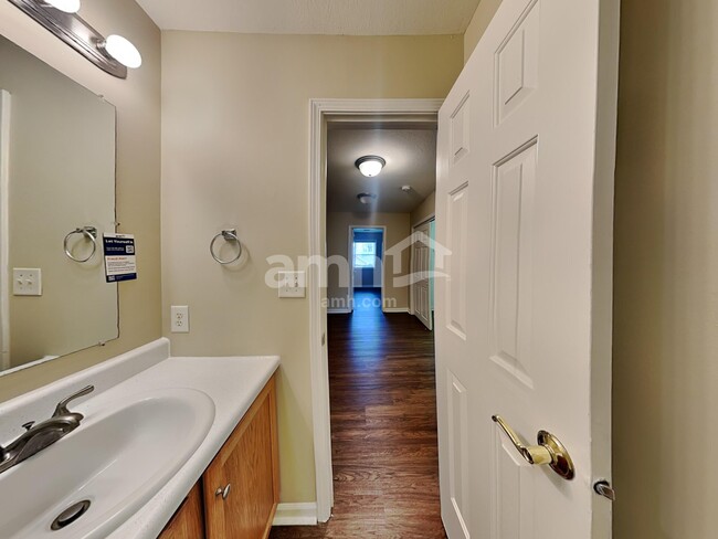 Building Photo - 12523 Doe Ln