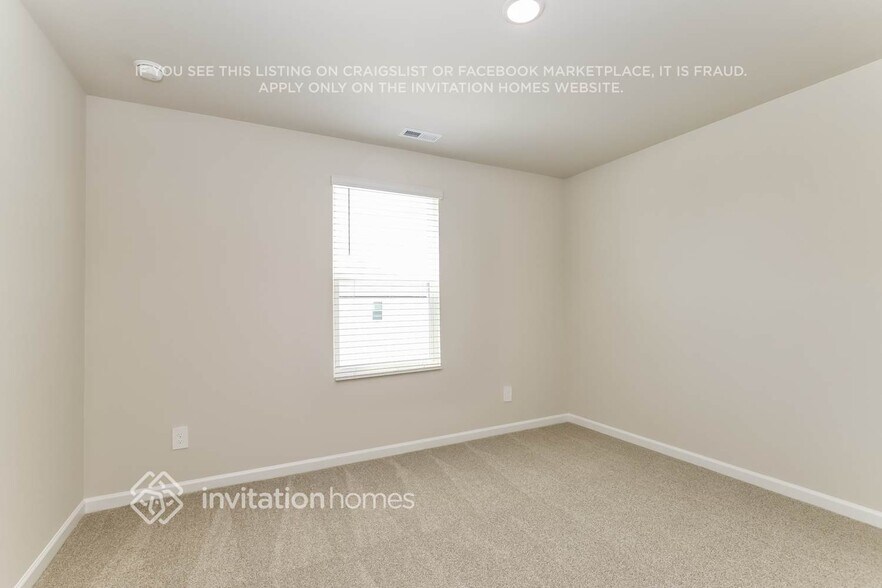 Building Photo - 2106 Cherry Crk Rd