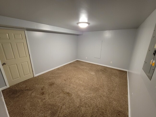 Building Photo - 2909 Granny Ct