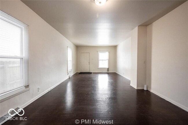 Building Photo - 264 N Holmes Ave