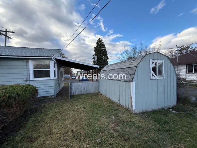 Building Photo - Charming 2 Bedroom • 1 Bath Home in Shadle