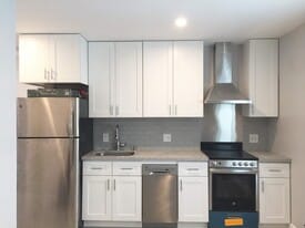 Building Photo - 841 Seale Ave