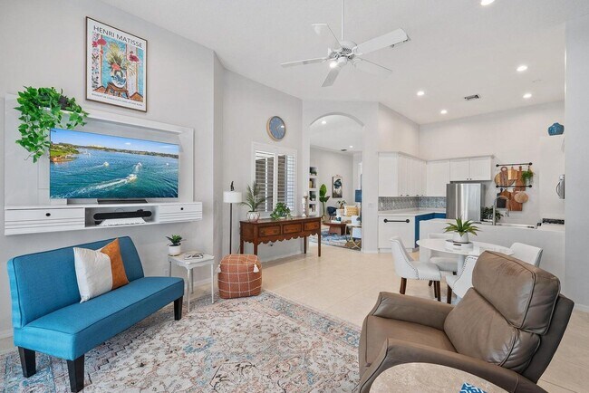 Building Photo - 9036 Sand Pine Ln