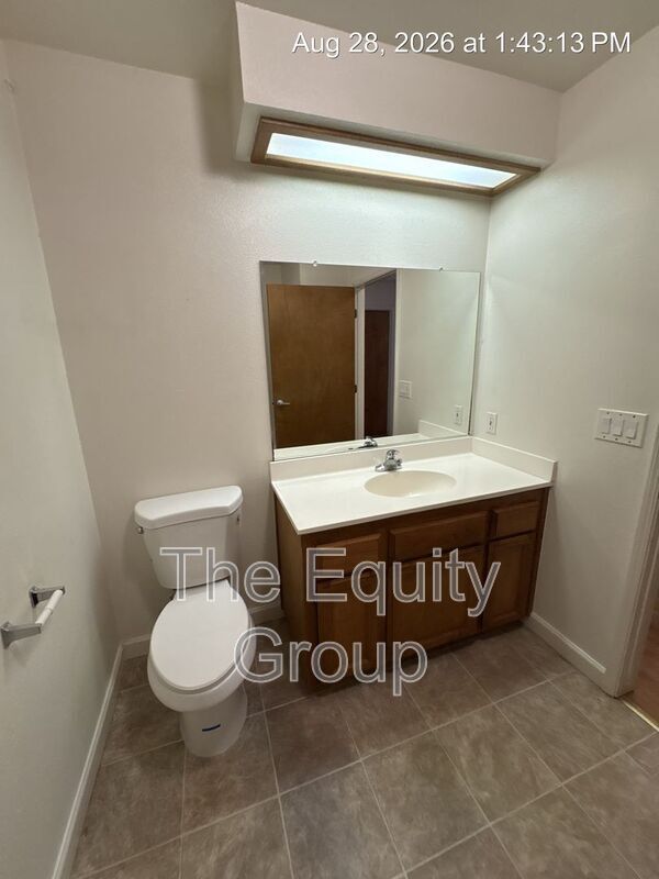 Building Photo - 2633 S Maselli St