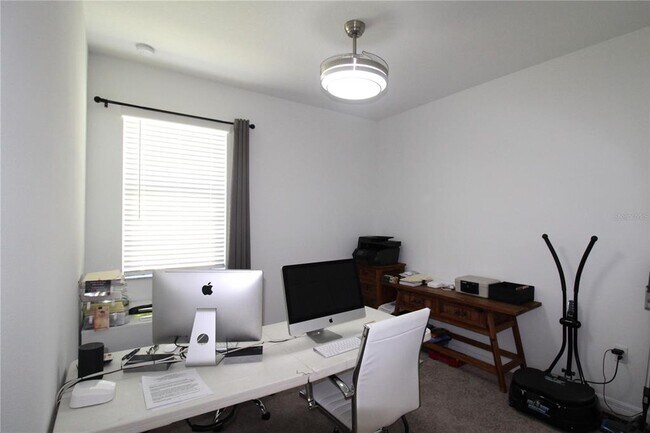 Building Photo - 8468 Starlight Loop