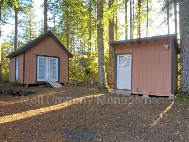 Building Photo - 231 Dogleg Pl