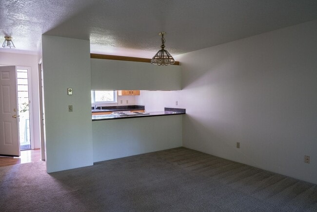 Primary Photo - Modern 2-Bed / 2.5-Bath Condo Near OHSU — ...