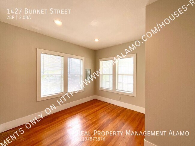 Building Photo - 1427 Burnet St