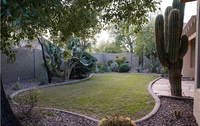 Building Photo - 3555 W Magellan Dr