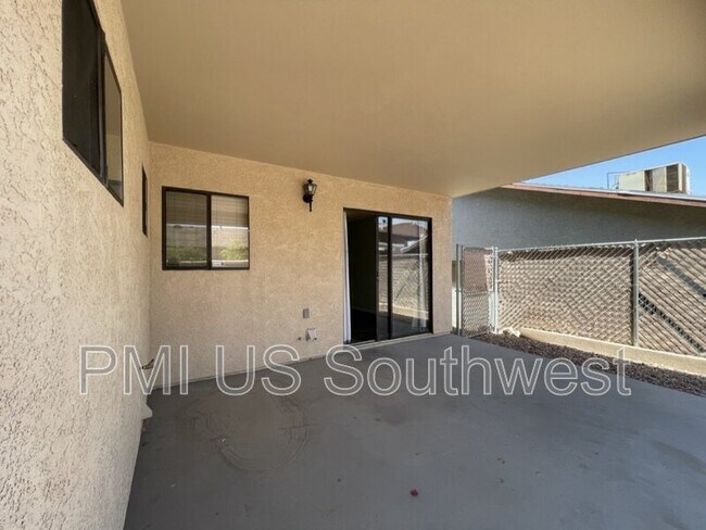 Building Photo - 1394 Mirada Dr