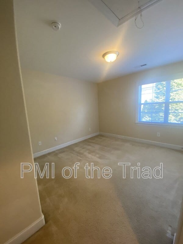 Building Photo - 1078 Richmond Park Dr