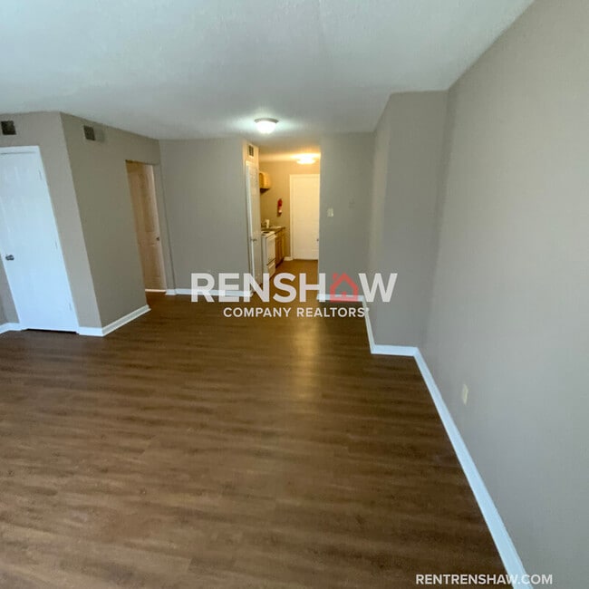 Building Photo - 1401 Meeks St