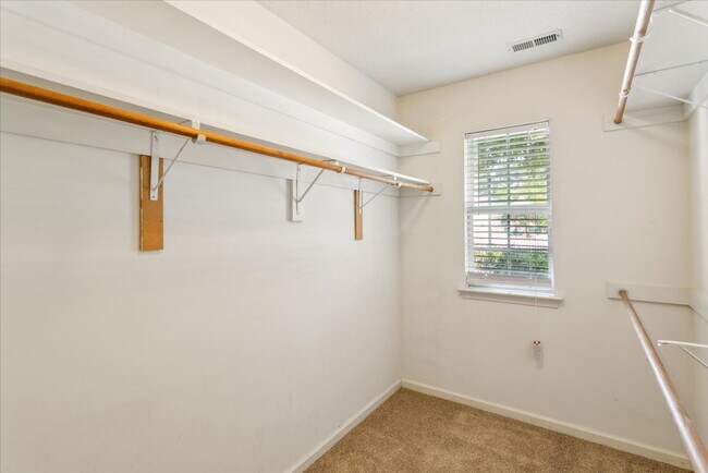 Building Photo - 38 Angelia Way