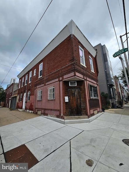 Primary Photo - 1548 S 20th St