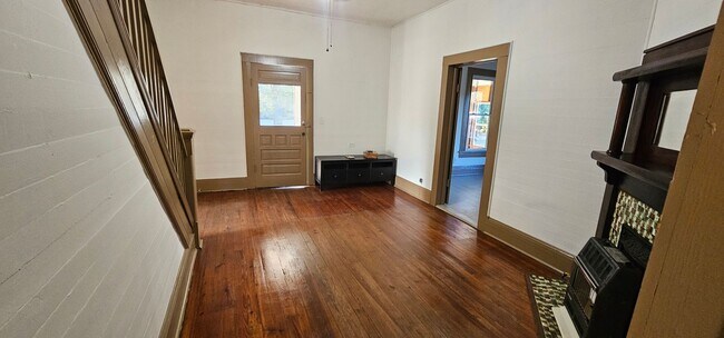 Building Photo - Enjoy a piece of history in this Vintage Farm House