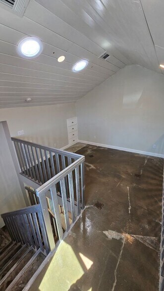 Building Photo - 24664 Goya Ave