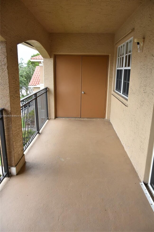 Building Photo - 11701 SW 2nd St