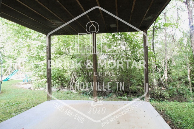 Building Photo - 6810 Springhouse Way