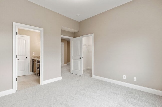 Building Photo - 1111 Joe Martin Ln