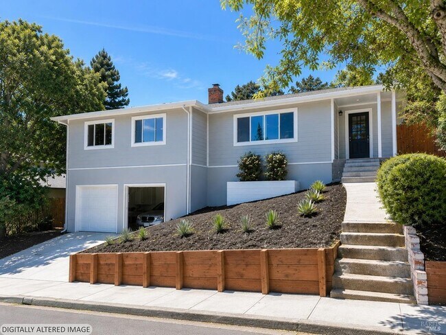 Building Photo - 44 Millay Pl