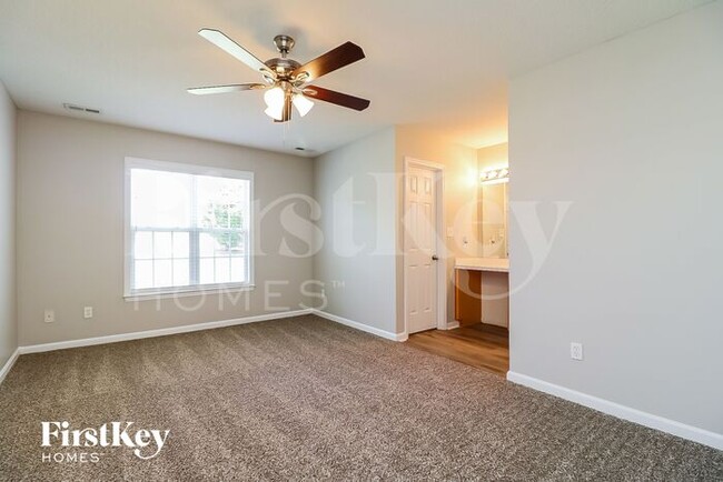 Building Photo - 129 Glengariff Ln