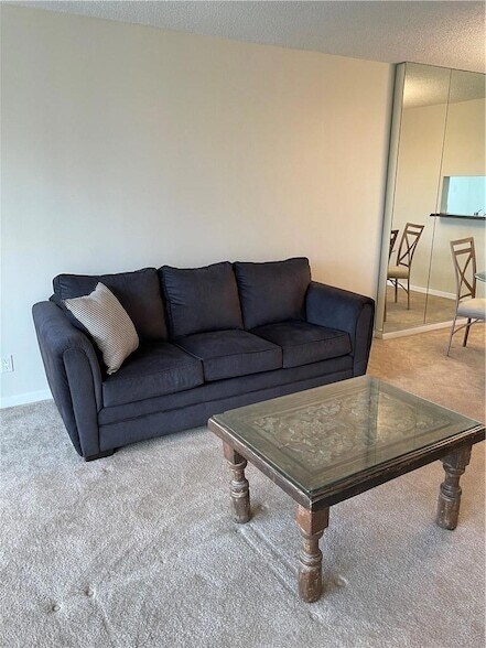 Building Photo - 740 S Federal Hwy