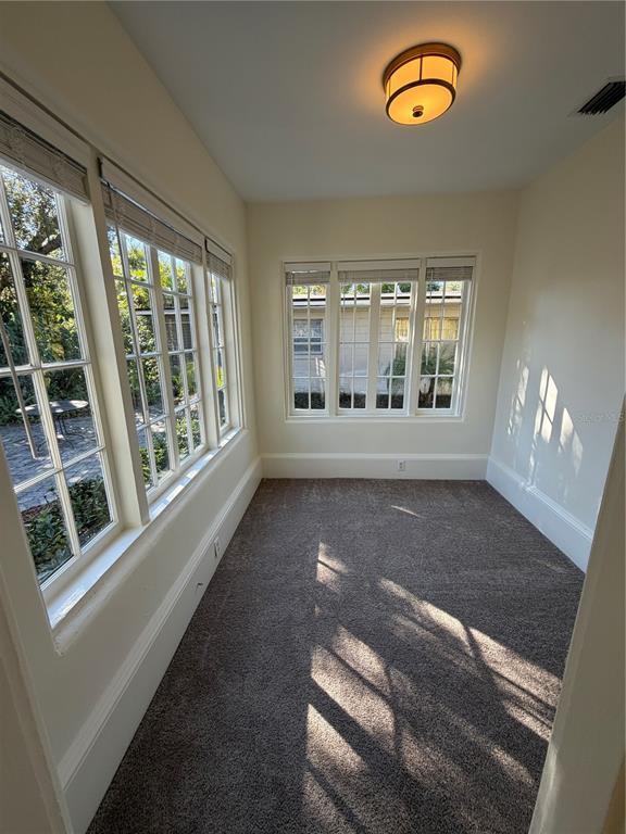 Building Photo - 48 Harvard St