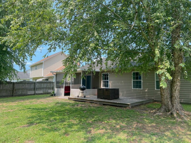 Building Photo - 132 Crooked Run Dr