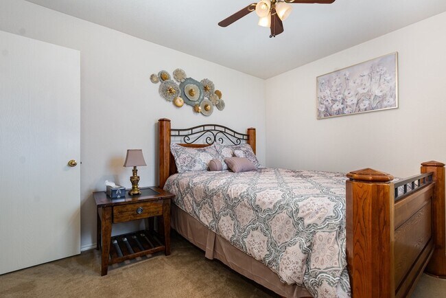 Building Photo - 1232 Morning Dove Dr