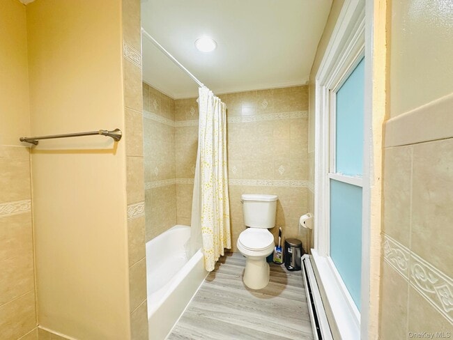 Building Photo - 181 Mansion St