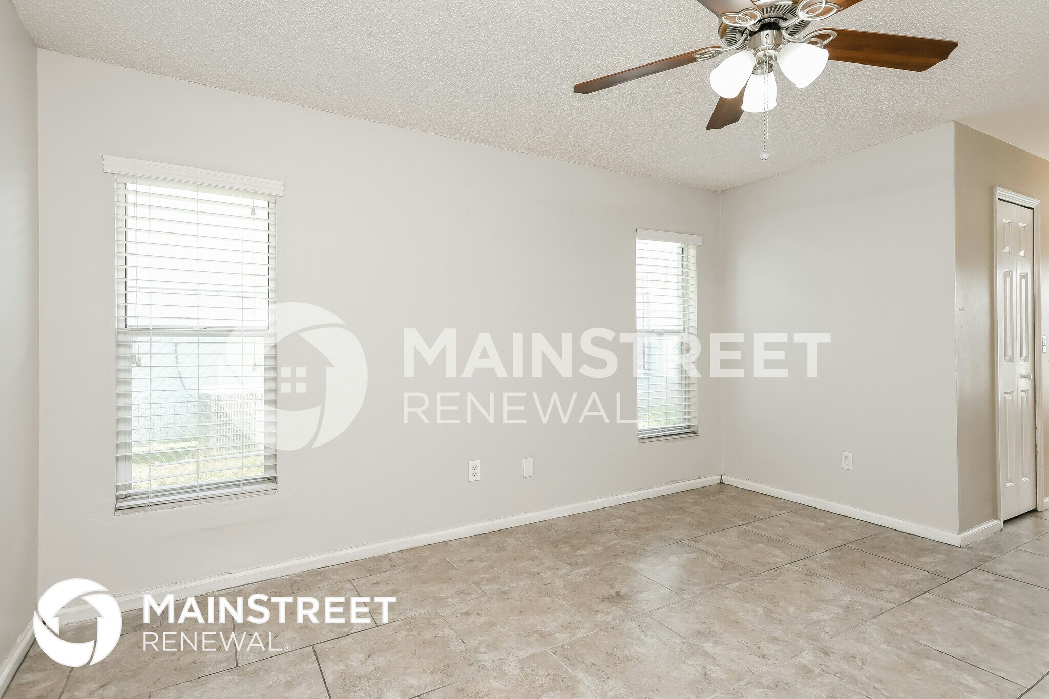 Building Photo - 625 Regency Way