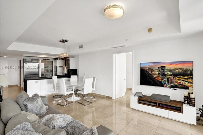 Building Photo - 18201 Collins Ave