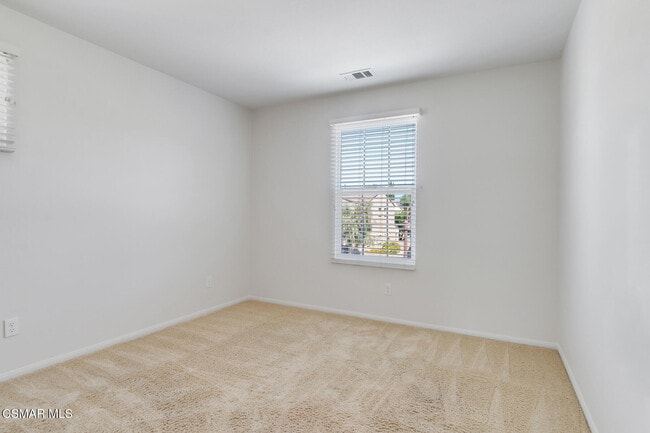 Building Photo - 2952 Palmera Ln