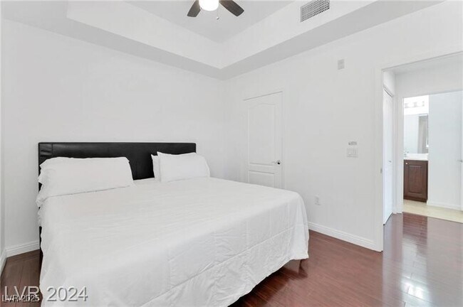 Building Photo - 47 E Agate Ave