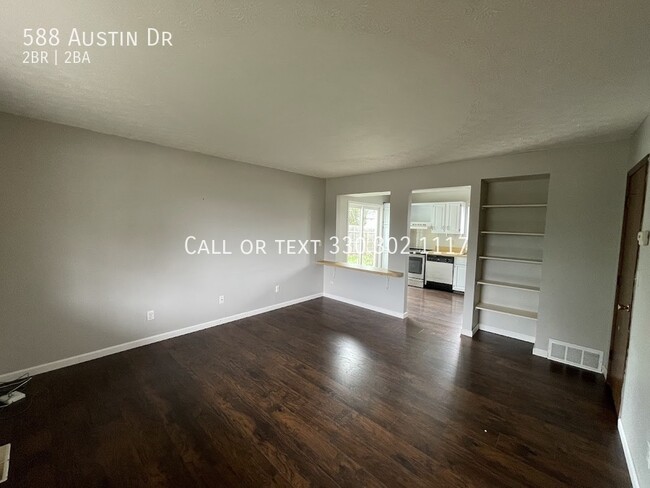 Building Photo - Spacious 2 bedroom townhome for rent in Ba...