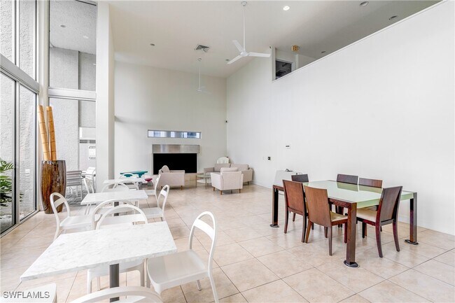 Building Photo - 108 Santa Clara Dr