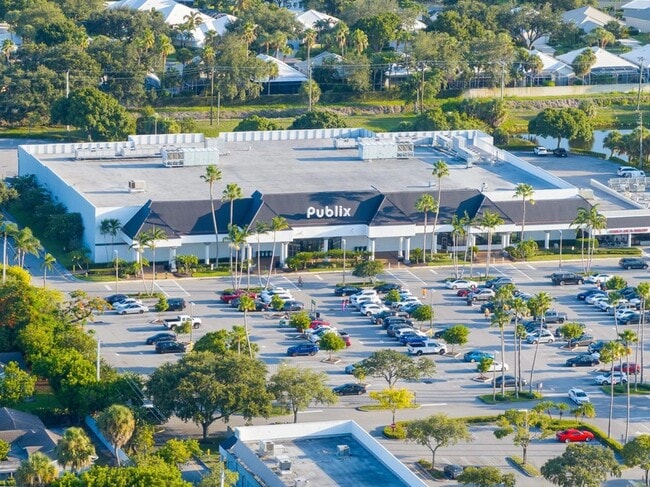 Building Photo - 8507 Sunset Dr