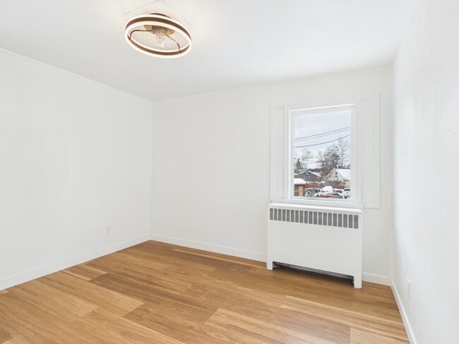 Building Photo - 1301 9th Ave