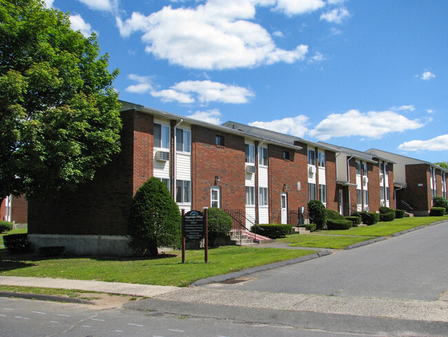 Building Photo - Coppermine Village