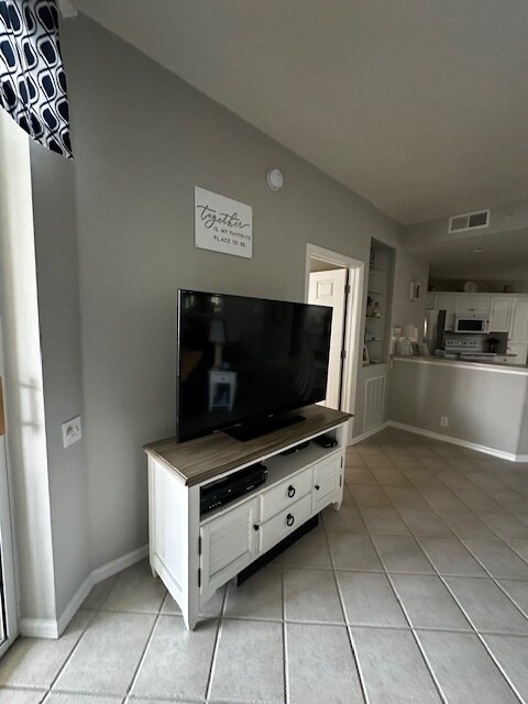 Building Photo - 17020 Willowcrest Way