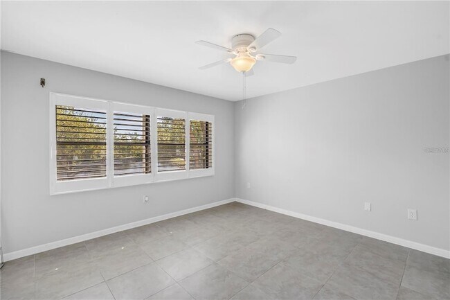 Building Photo - 1320 Pasadena Ave S