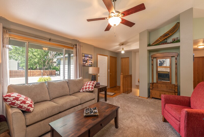 living and front window - 2338 Moorgate Dr