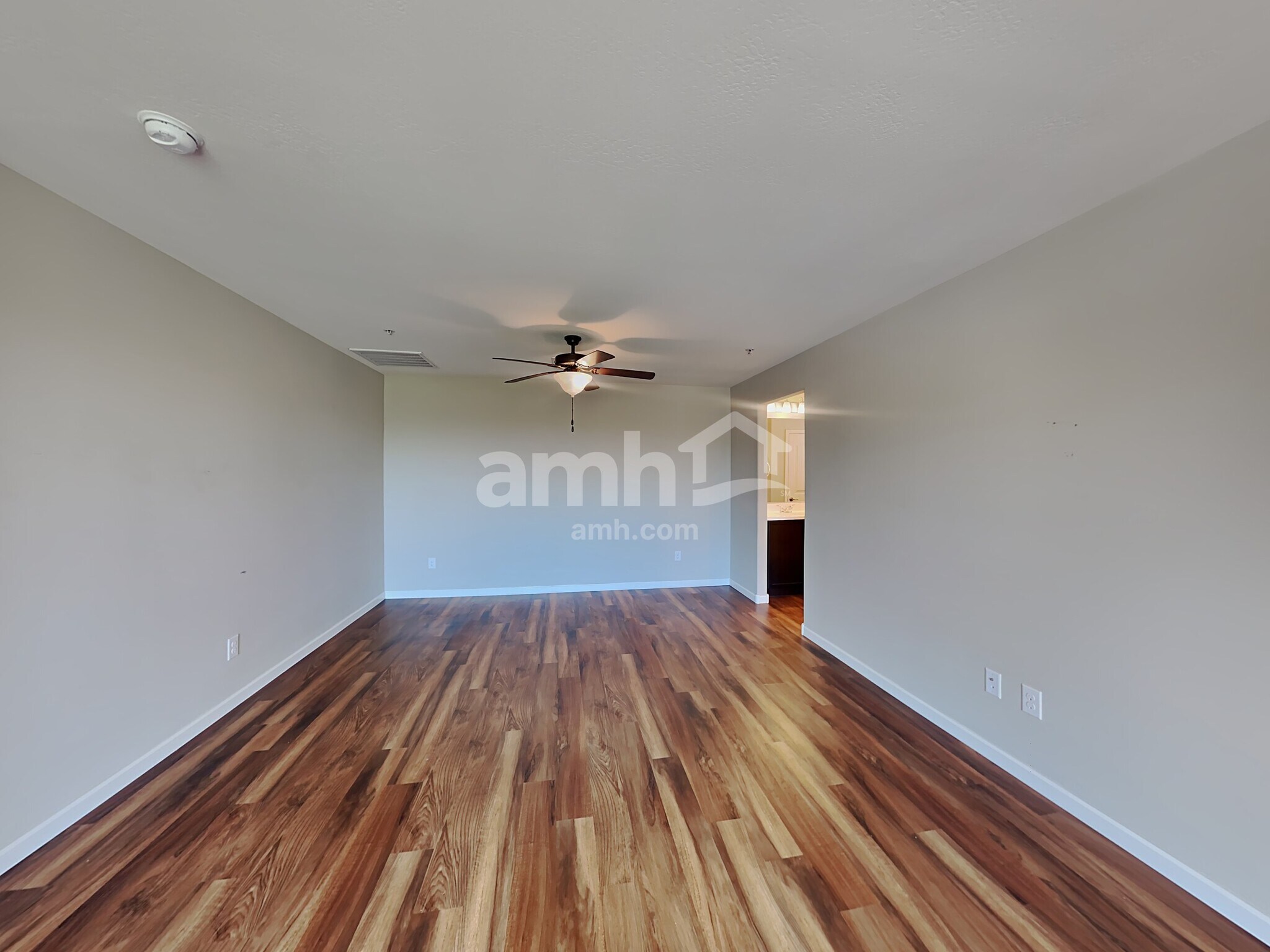 Building Photo - 20793 W Maiden Ln