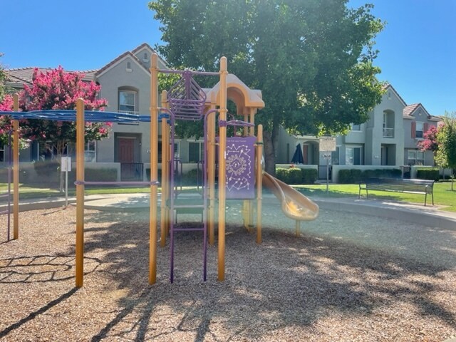 Building Photo - 507 Dante Cir