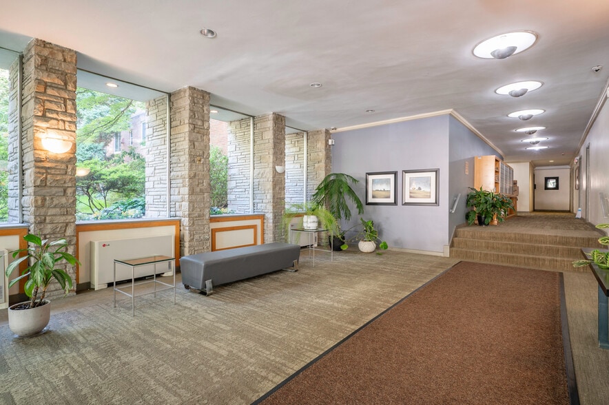 Lobby seating - 4100 W St NW
