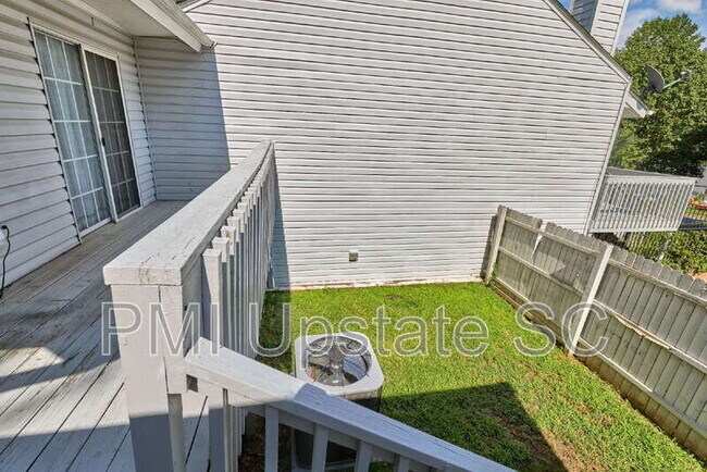 Building Photo - 98 Topsail Ct
