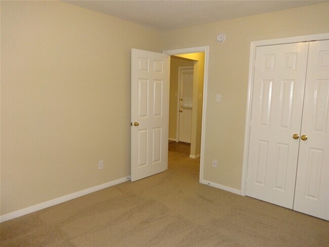 Building Photo - 2605 Zackery Ct