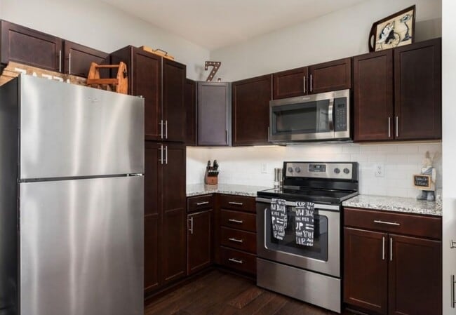 Building Photo - 1118 Litton Ave