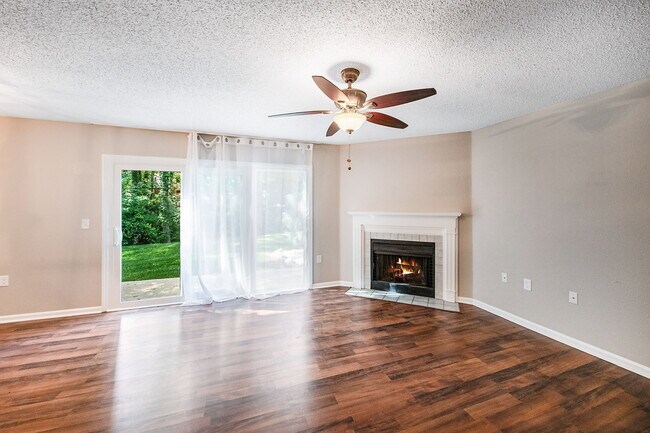 Building Photo - 7811 Falcon Rest Cir